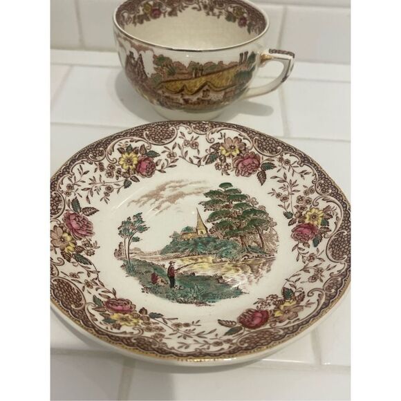 Barker Bros OLDE ENGLAND CUP & SAUCER Set (2) - Picture 6 of 13